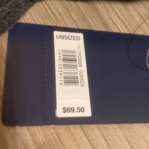 BNWT Lucky Brand big scarf. Super soft. Dark grey. - Picture 3 of 8